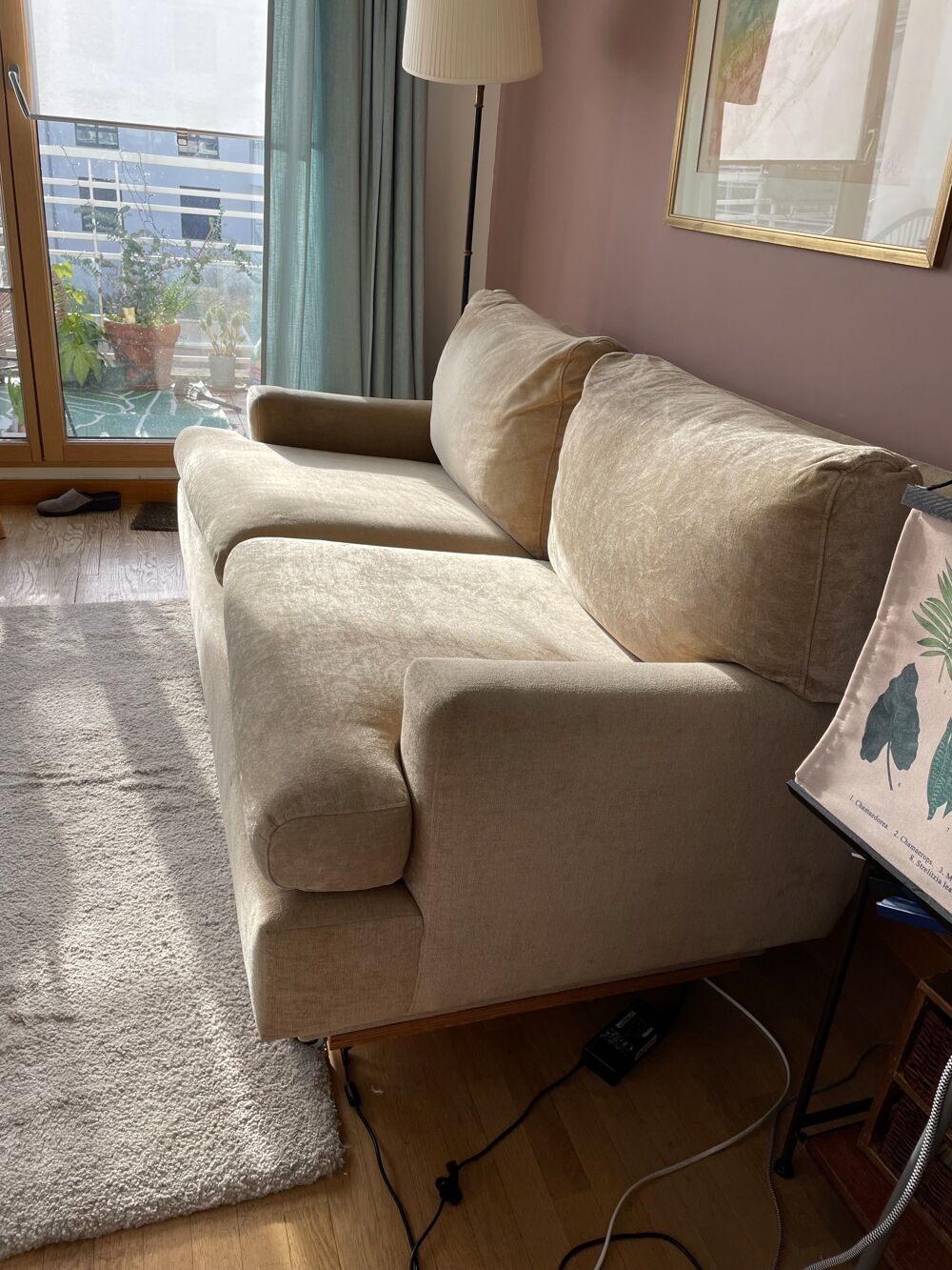 Canap&eacute; en velours beige haut de gamme 3 places Meubles