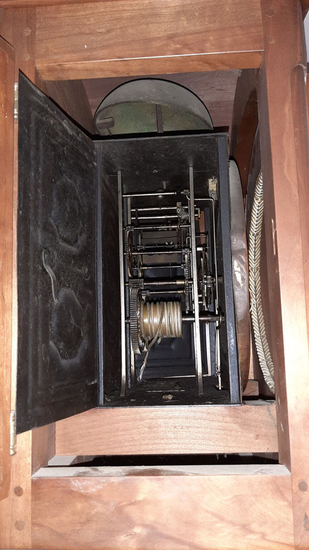 Comtoise ancienne sign&eacute;e Z&auml;hringer Fr&egrave;res - Mussidan 
