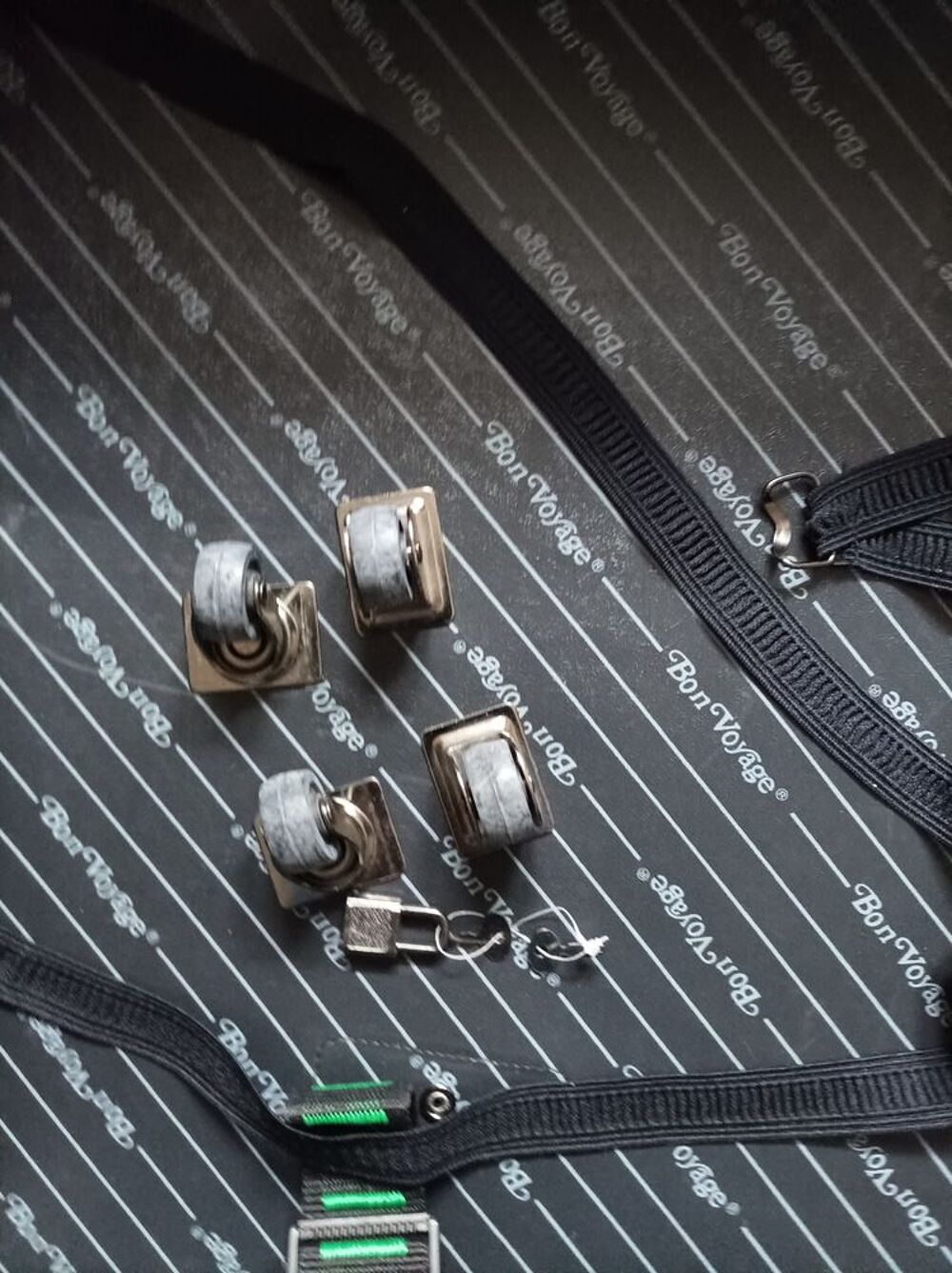 Grande valise. Maroquinerie