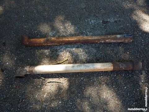 Descente en fonte de chaineau/cheneau/cha�neau
dauphin 50 Castres (81)