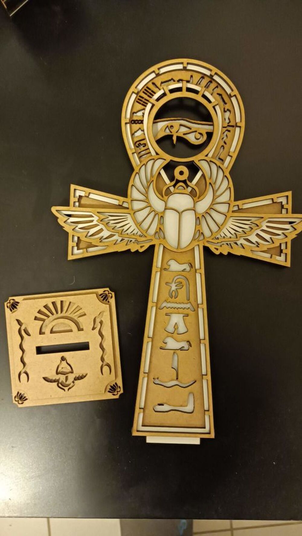 Objet d&eacute;coratif style &eacute;gyptien ankh 