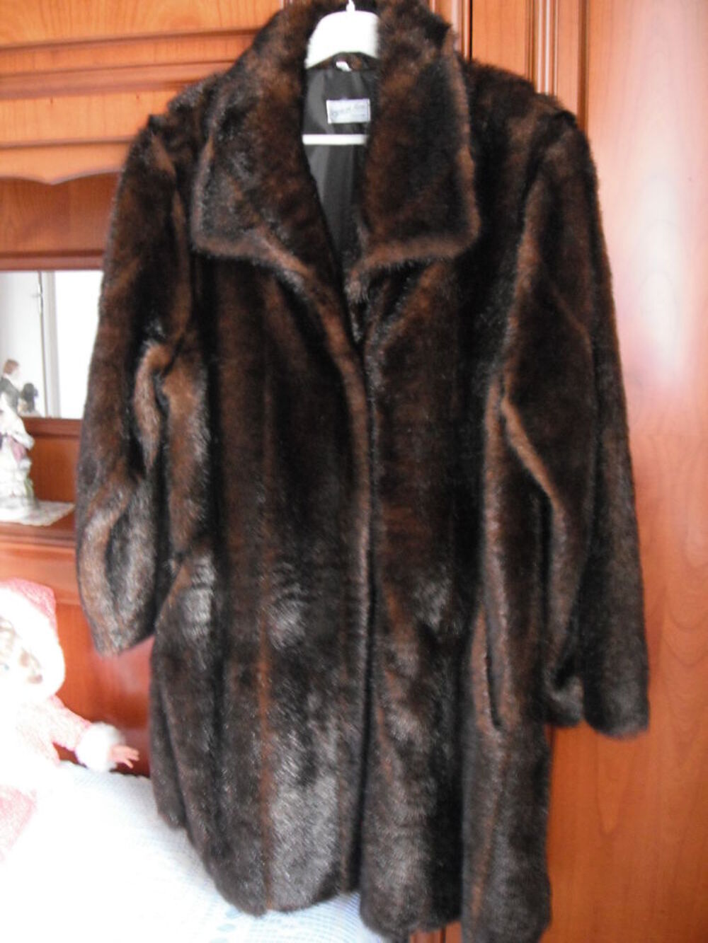 manteau fourrure synth&eacute;tique Vêtements