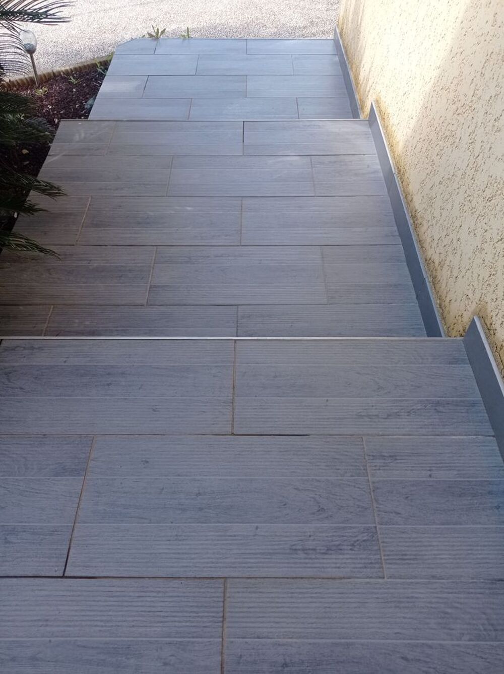Carrelage ext&eacute;rieur neuf Bricolage