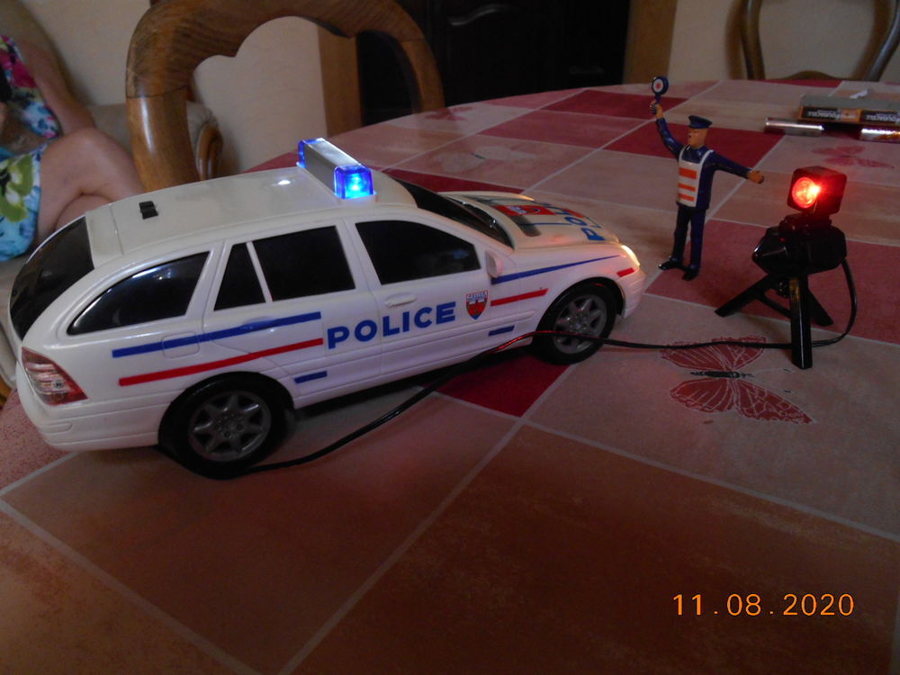 VOITURE POLICE DICKIE SPEELZEUG+RADAR+POLICIER Jeux / jouets