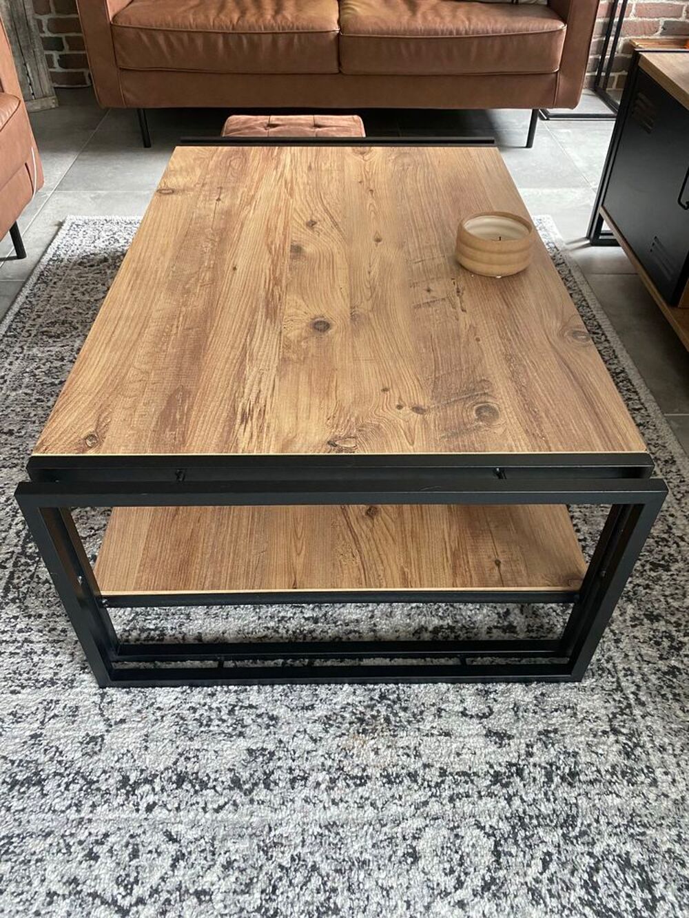 Table basse imitation noyer et noir Meubles