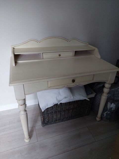 Coiffeuse shabby ou bureau 70 Fleury-les-Aubrais (45)