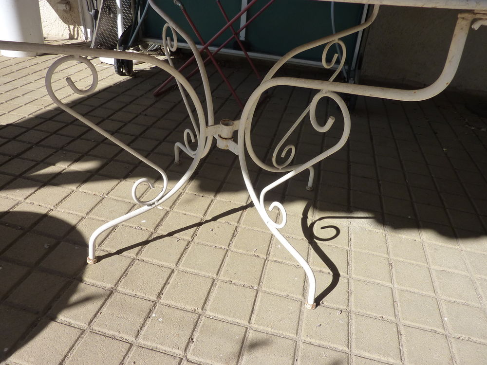 TABLE RONDE FER FORGE 100cm + 2 CHAISES Jardin