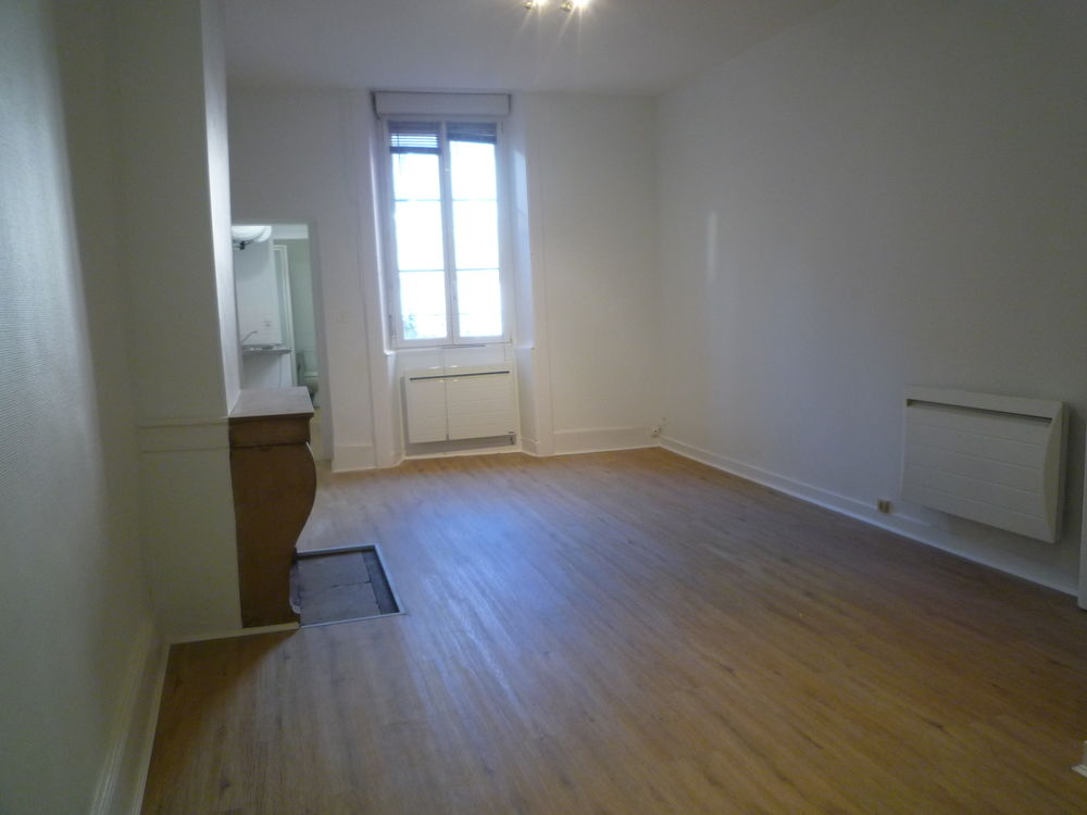 Location Appartement T1 centre ville - proche facultés lettres Besançon