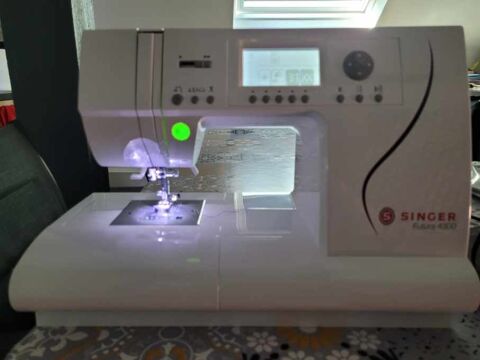 Machine � coudre singer 4300 800 Horbourg-Wihr (68)