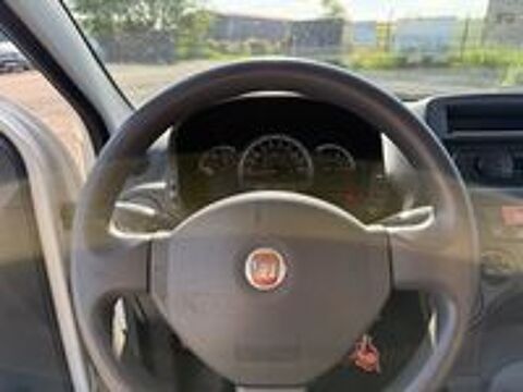 Panda MY 1.2 8V 69 ch Team 2010 occasion 27620 Gasny