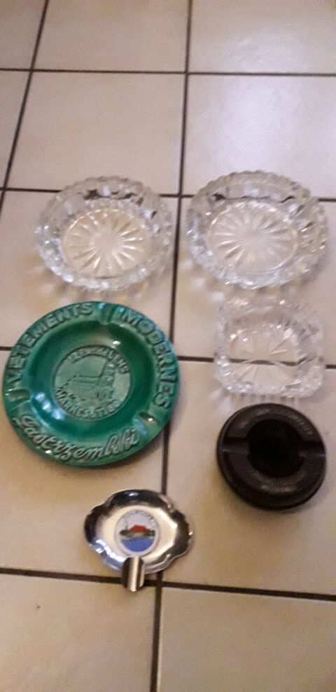 LOT DE 6 CENDRIERS DE COLLECTION. 10 Fr�vent (62)