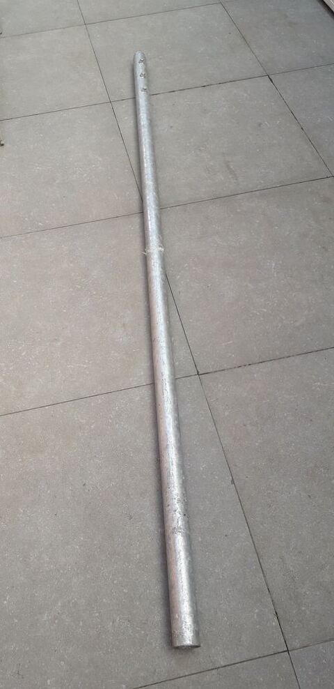 MAT TELESCOPIQUE. 10 Fr�vent (62)