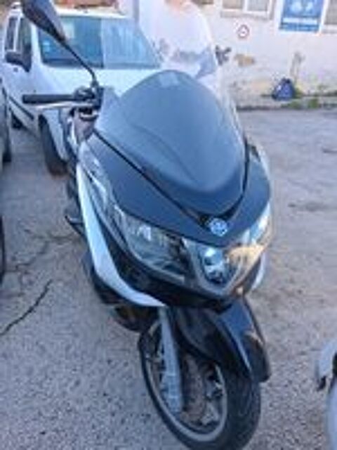 PIAGGIO 2013 occasion 13400 Aubagne