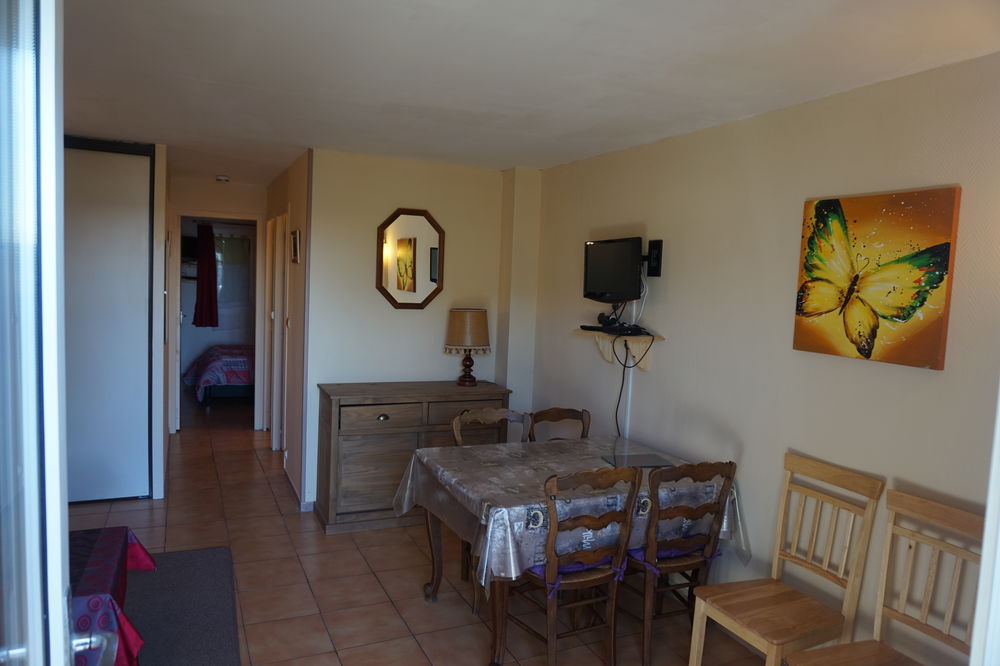   APPARTEMENT 50 METRES DE LA MER Vacances  / Offres de location 