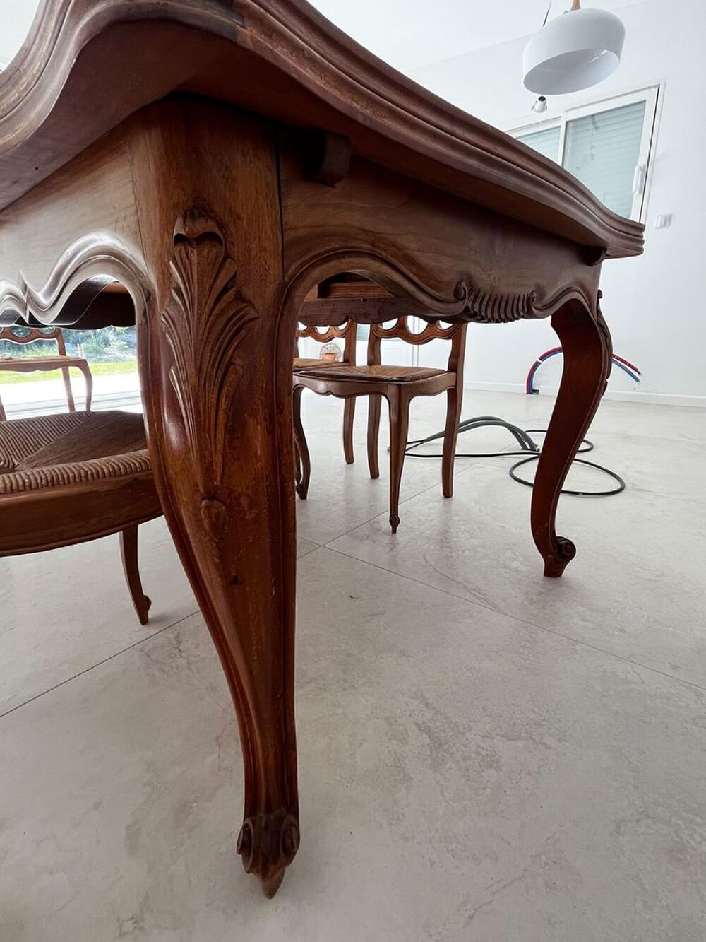 Table en merisier et 6 chaises Meubles