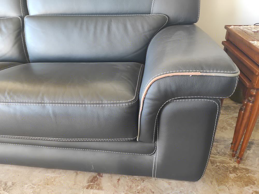 Canap&eacute; en cuir 3 places Meubles