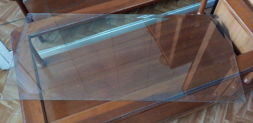TABLE BASSE AVEC VITRE AMOVIBLE Meubles