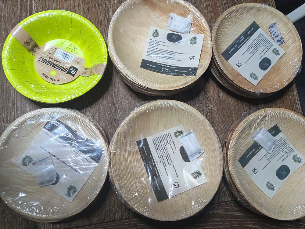 , assiette ronde feuille de palmier et ses accessoires Electroménager