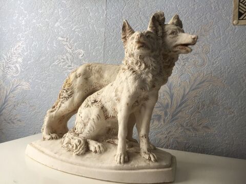 statue de 2 chiens 50 Le Bocasse (76)
