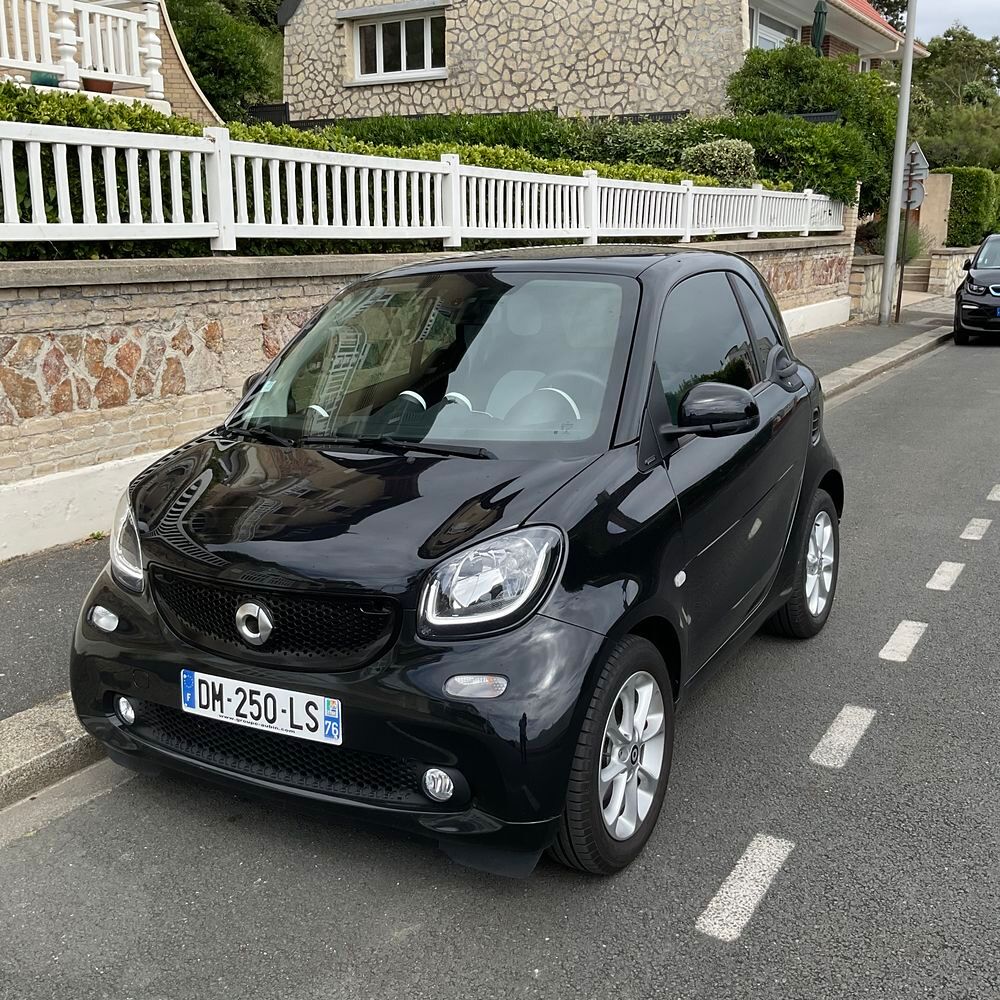 ForTwo Fortwo Coup&eacute; 1.0 71 ch S&S Passion 2014 occasion 76620 Le Havre