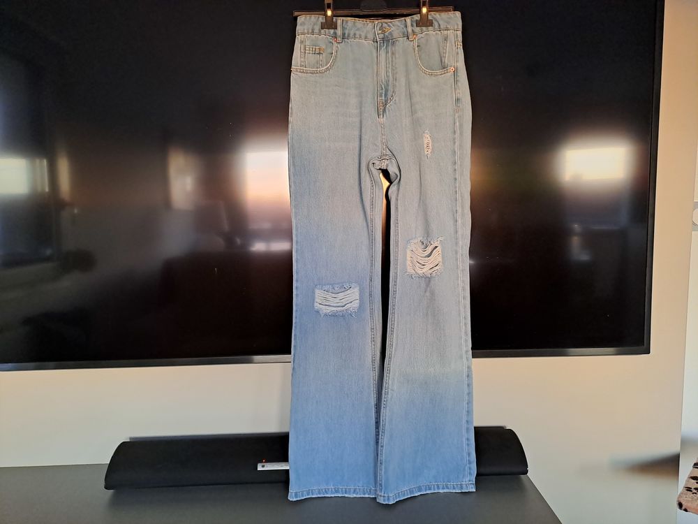 Pantalon denim effet us&eacute; - Neuf - "Jennyfer" - Taille 38 Vêtements