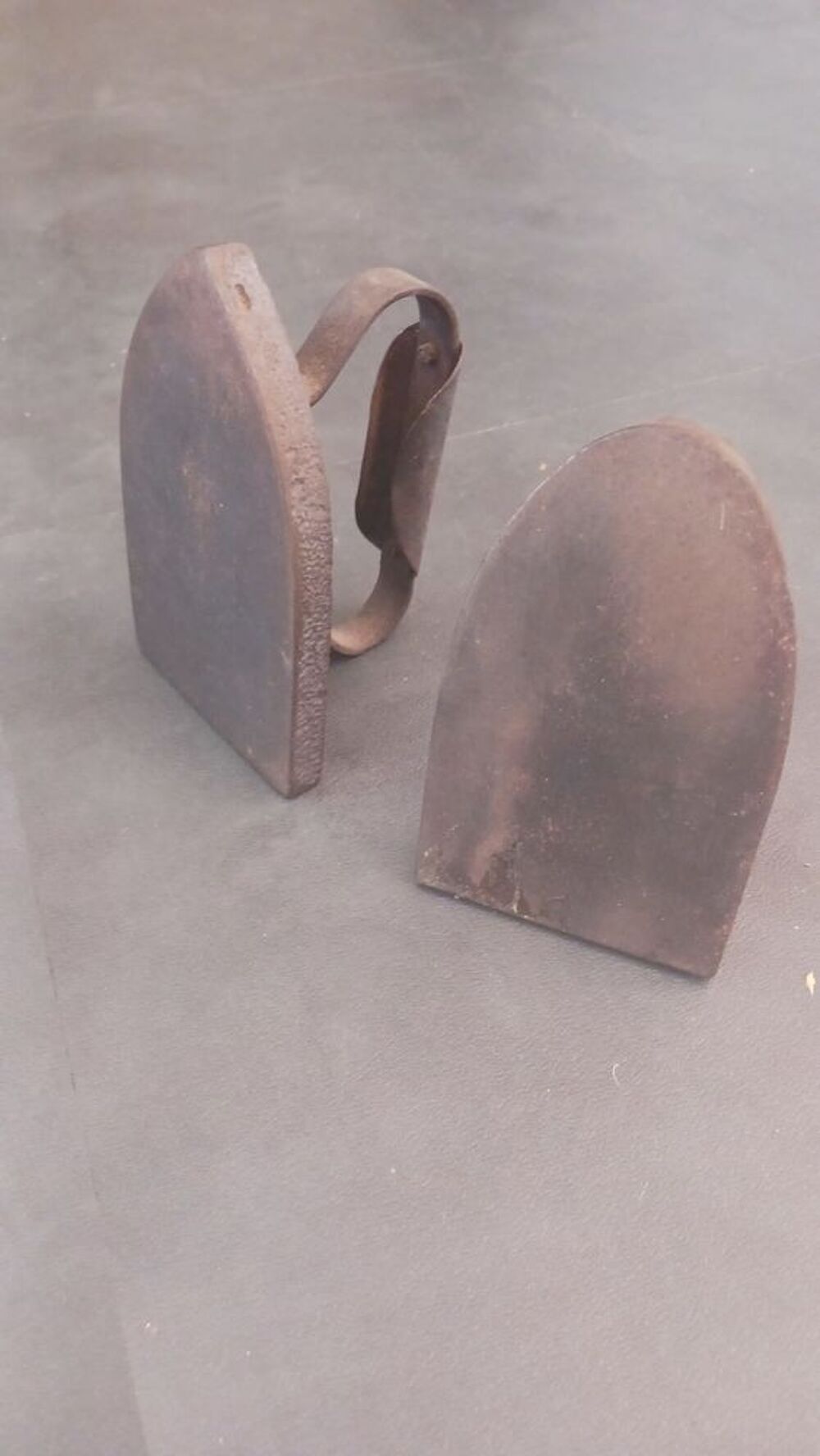 Anciens fers &agrave; repasser fonte &agrave; 10€ Décoration