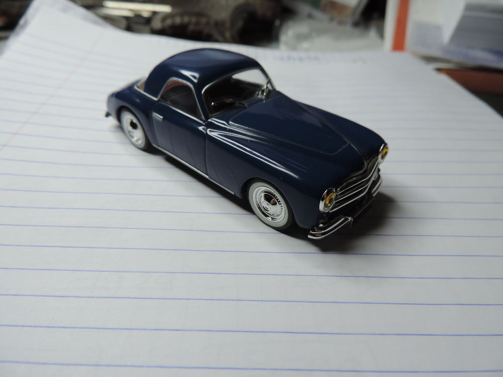 MINI-CHAMPS - SIMCA 9 COUPE SPORT - Echelle : 1/43 &egrave;me. 
