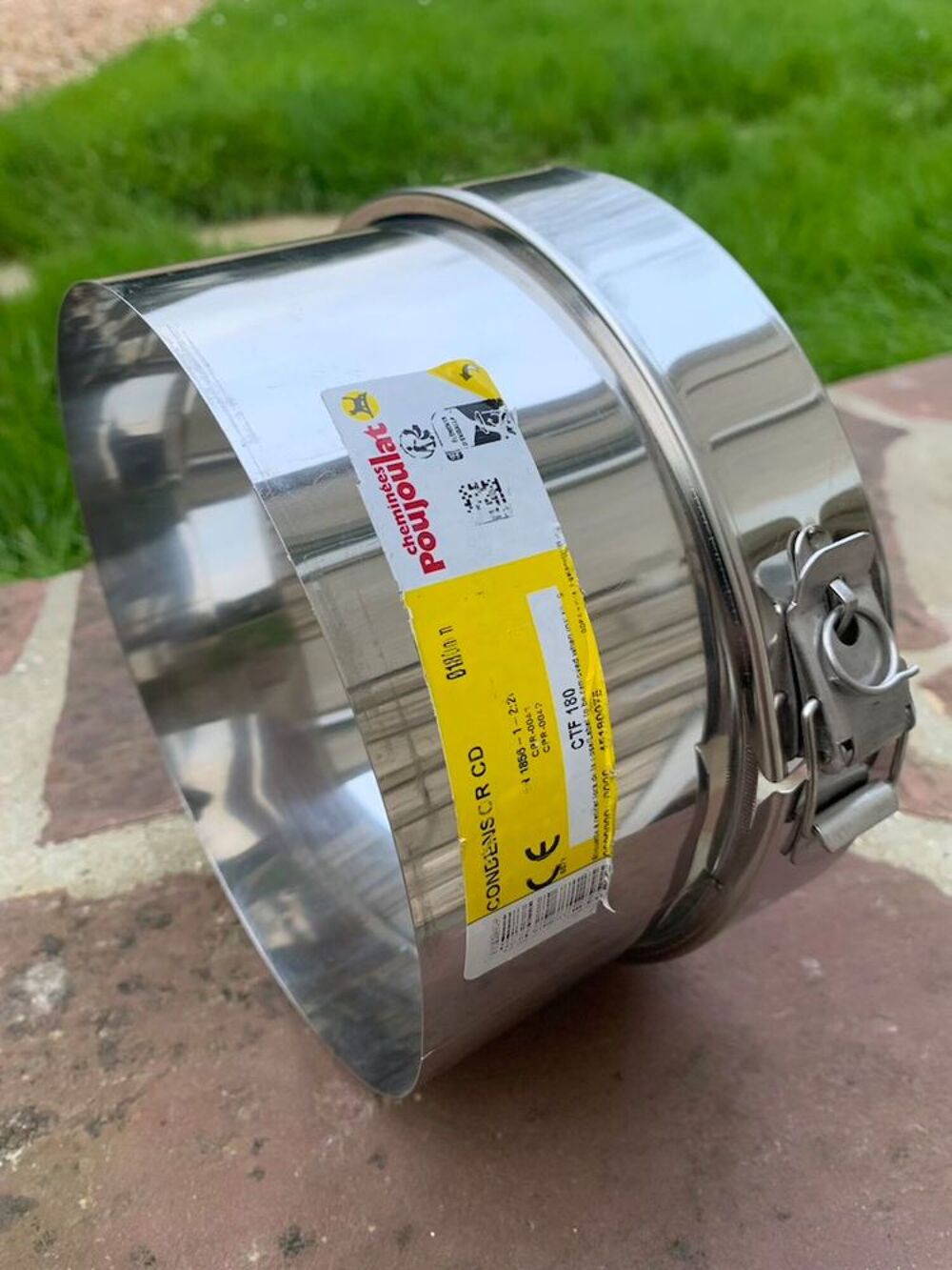 Poujoulat tubage starflex diam&egrave;tre 180 et accessoires neuf Bricolage