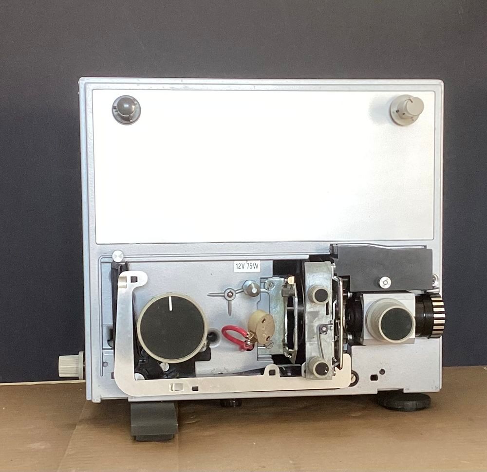 Projecteur cin&eacute;ma 