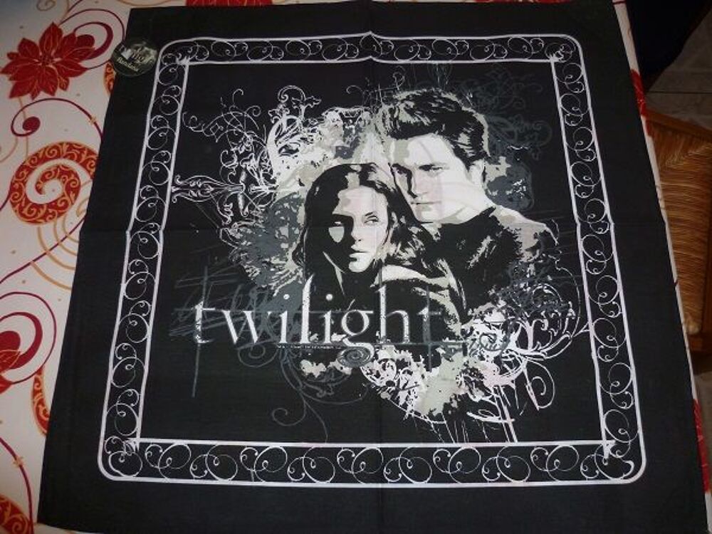 LOT BandanaS twilight edward bella cullen film cine vam Bijoux et montres