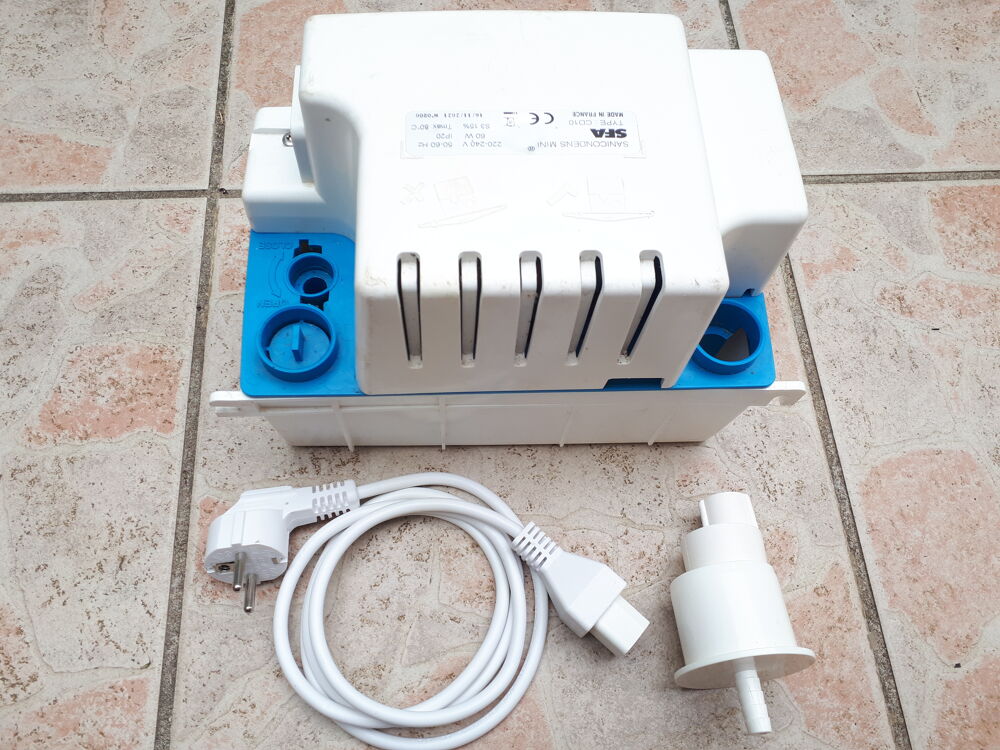 Pompe de relevage sanicondens neuve Bricolage