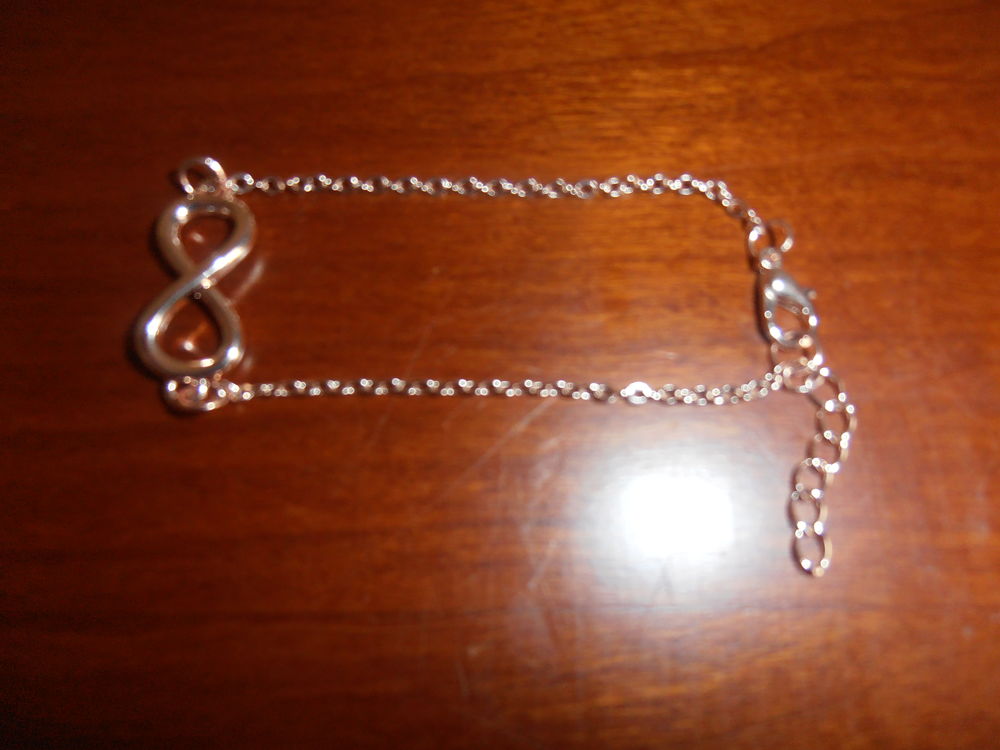 Bracelet l'infini (28b) Bijoux et montres