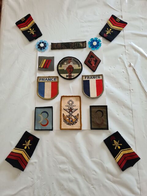 Énorme Ensemble De Décorations Originales Armée Coussac-Bonneval (87)