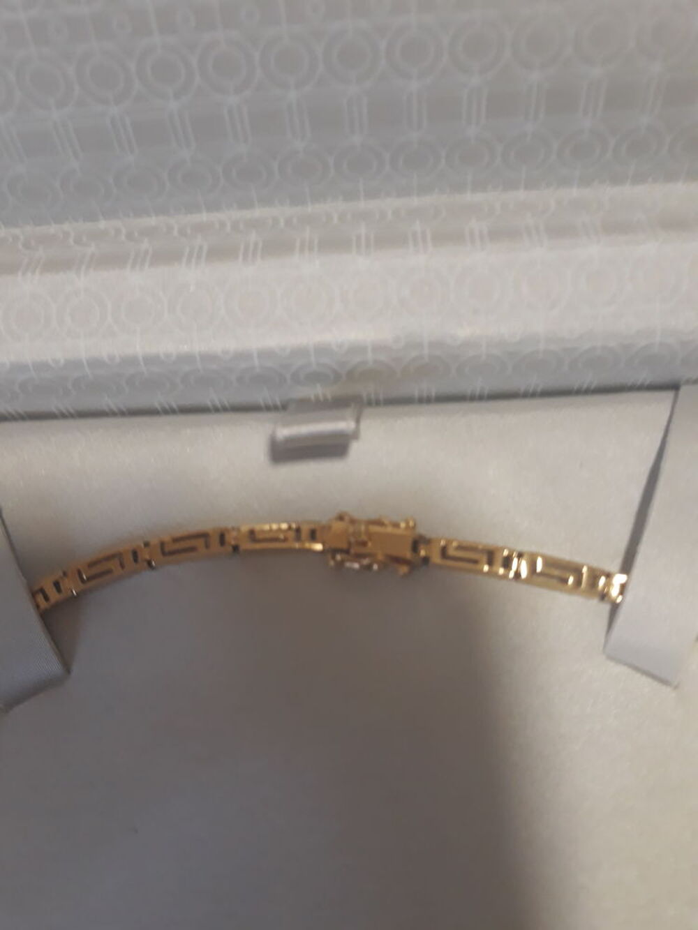 Collier Ras de cou Bijoux et montres