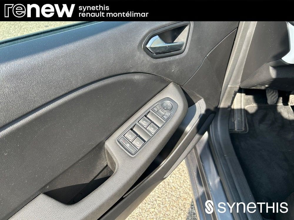 Clio V Clio SCe 65 Evolution 2023 occasion 26200 Mont&eacute;limar