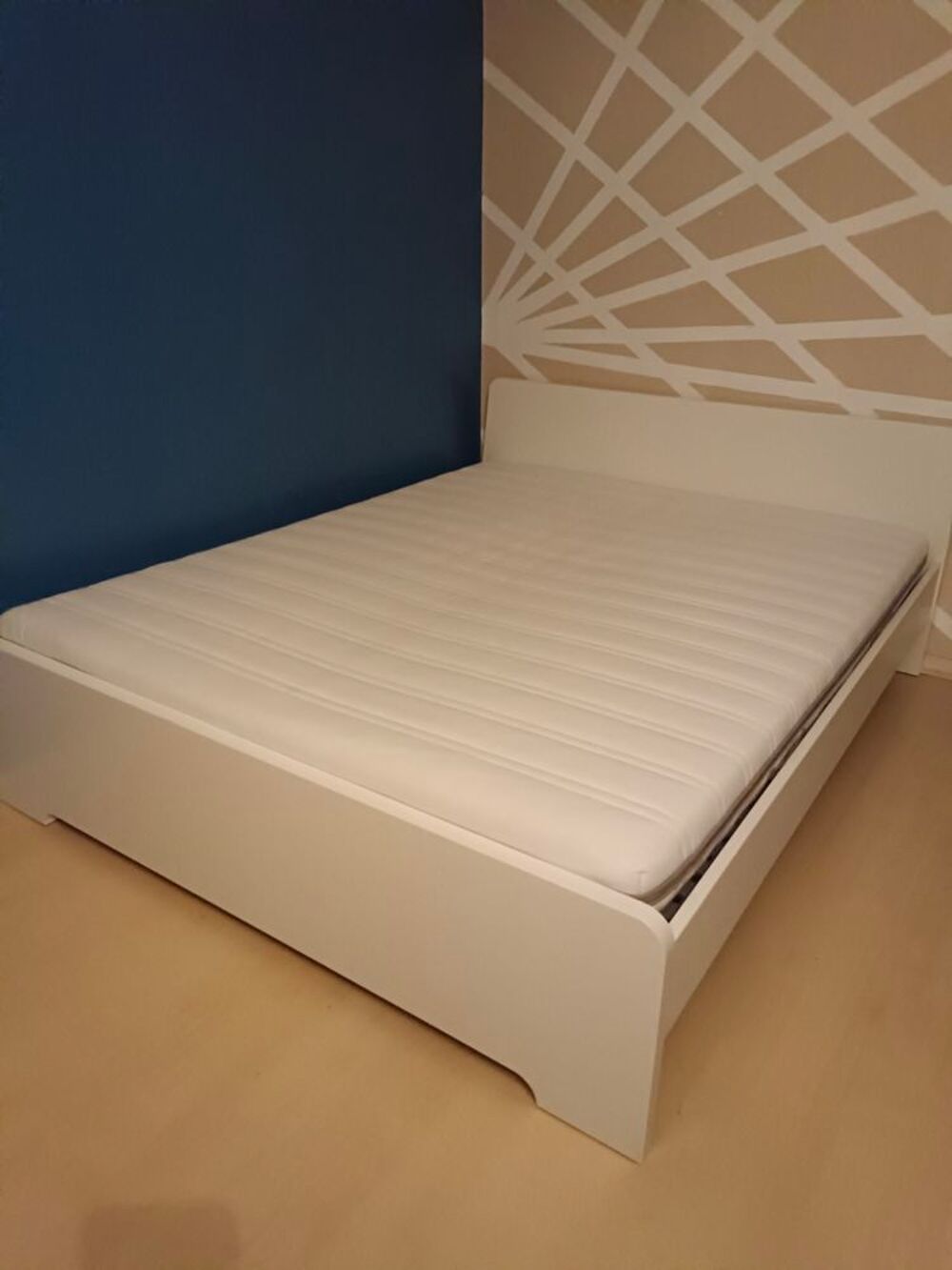 lit MALM Meubles