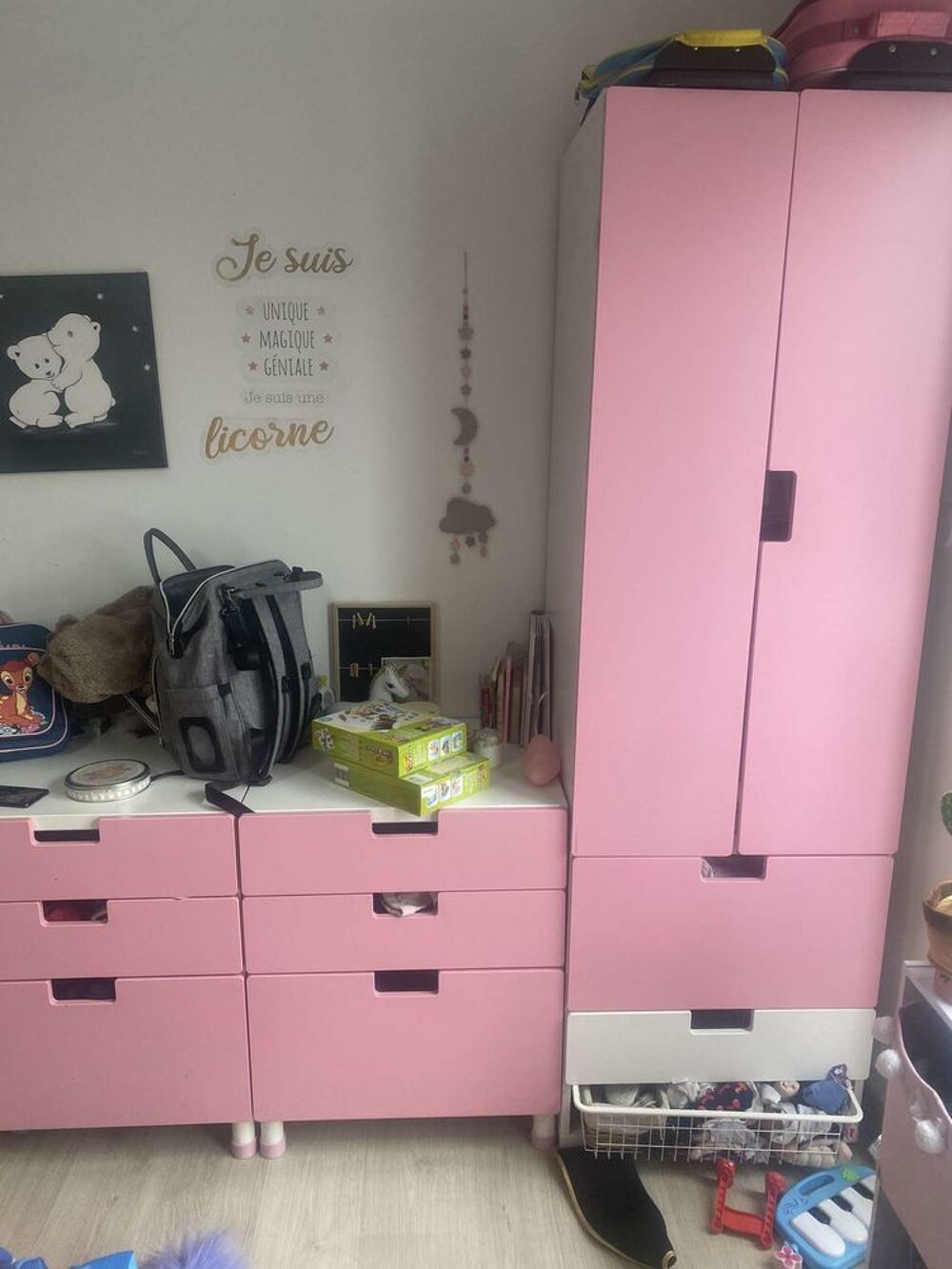 Armoire rose Meubles