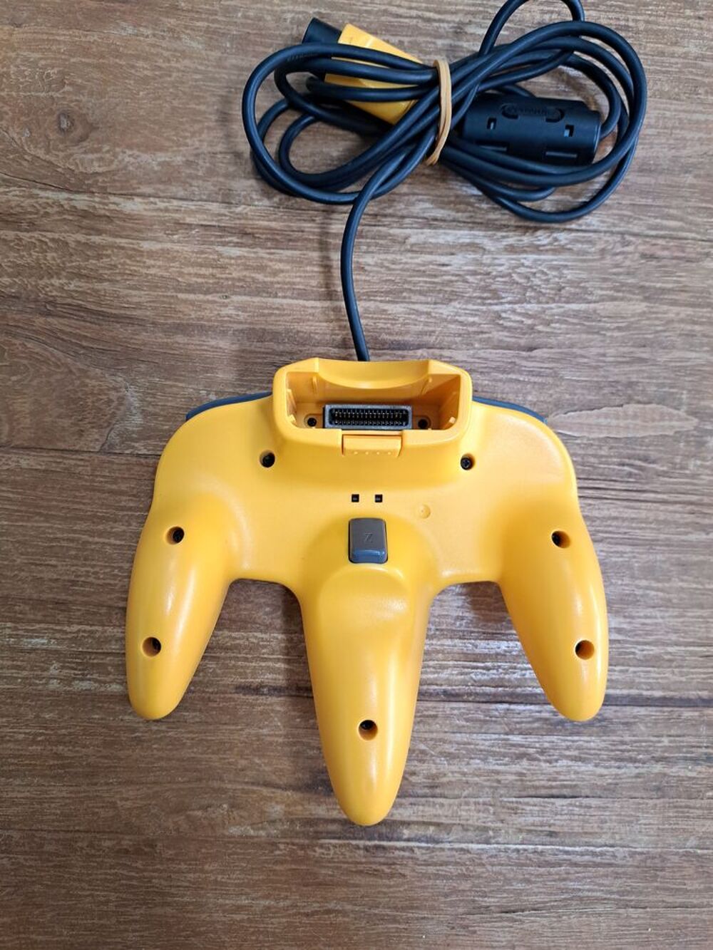 Manette officielle N64 Jaune Consoles et jeux vidéos