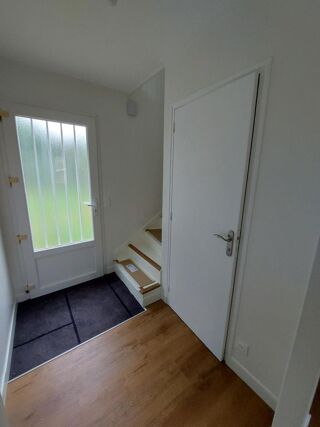  Villa à louer 4 pièces 64 m²