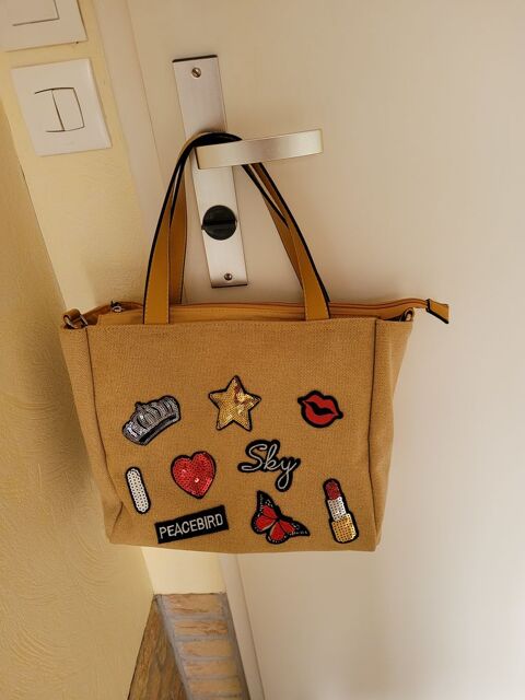 Sac  main 25 Arras (62)