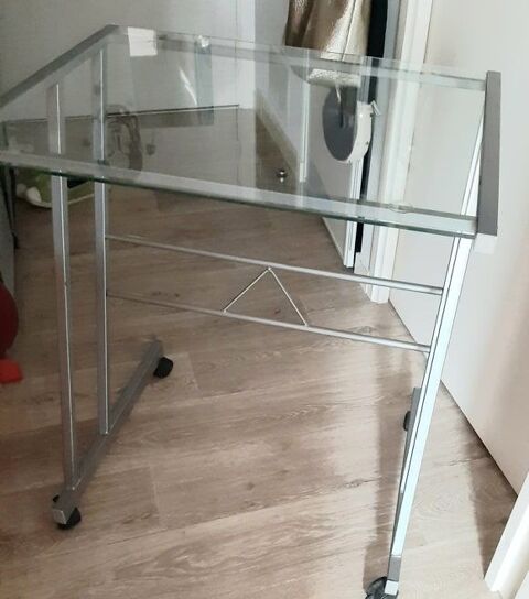 petite table  bureau informatique, 12 Nantes (44)