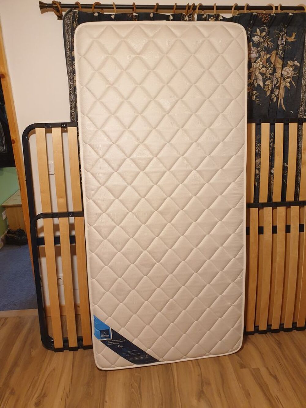 Sommiers &agrave; lattes, cadres de lit, matelas Meubles