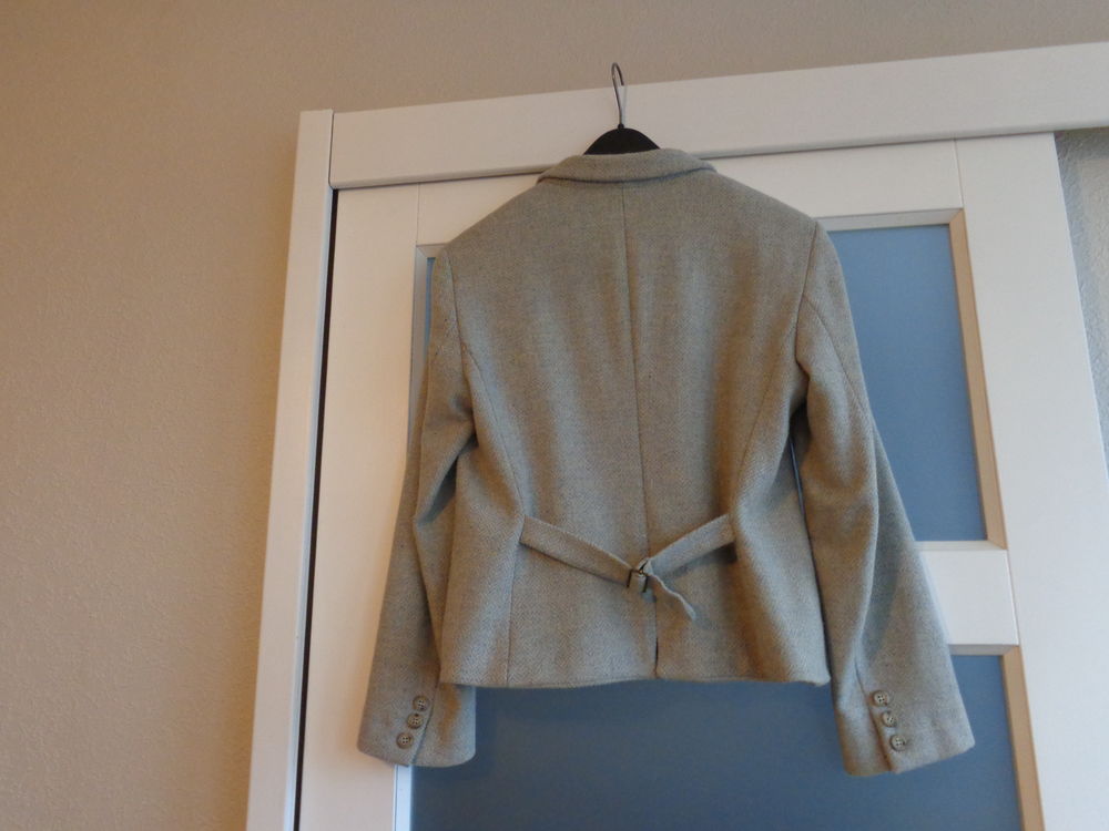 Veste en tweed chaud bleu chin&eacute;. Vêtements