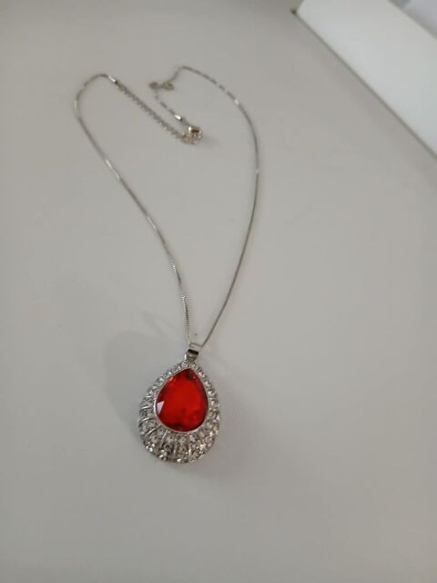 Parure goutte d'eau couleur rubis � facettes N� 1406 10 Beaune (21)