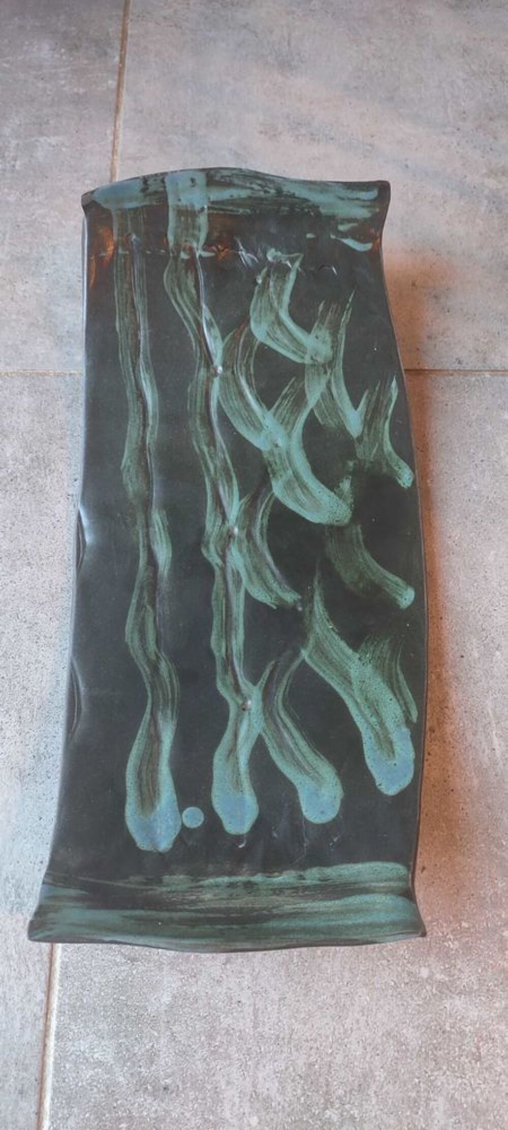Grande coupe sign&eacute;e en gr&egrave;s d'atelier fran&ccedil;ais ann&eacute;es 60-70 