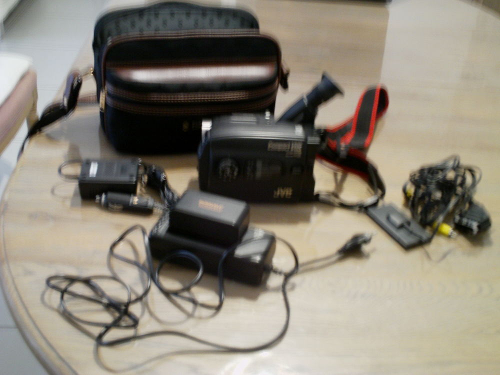 camescop compact jvc Photos/Video/TV