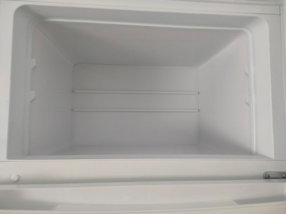 R&Eacute;FRIG&Eacute;RATEUR 2 PORTES INDESIT / 412 Litres Electroménager