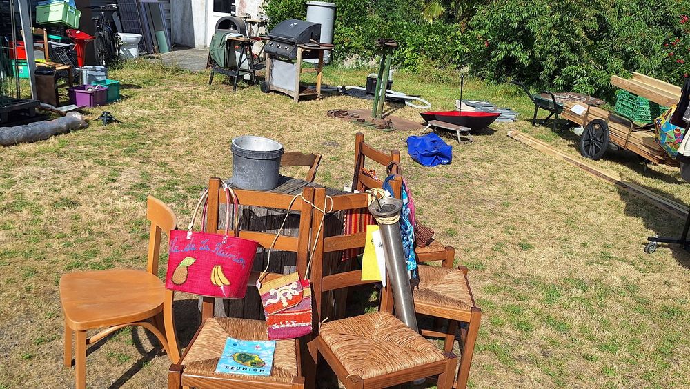 Vide Maison et Vide Atelier &agrave; prix libre : 27 et 28 JUIN Meubles