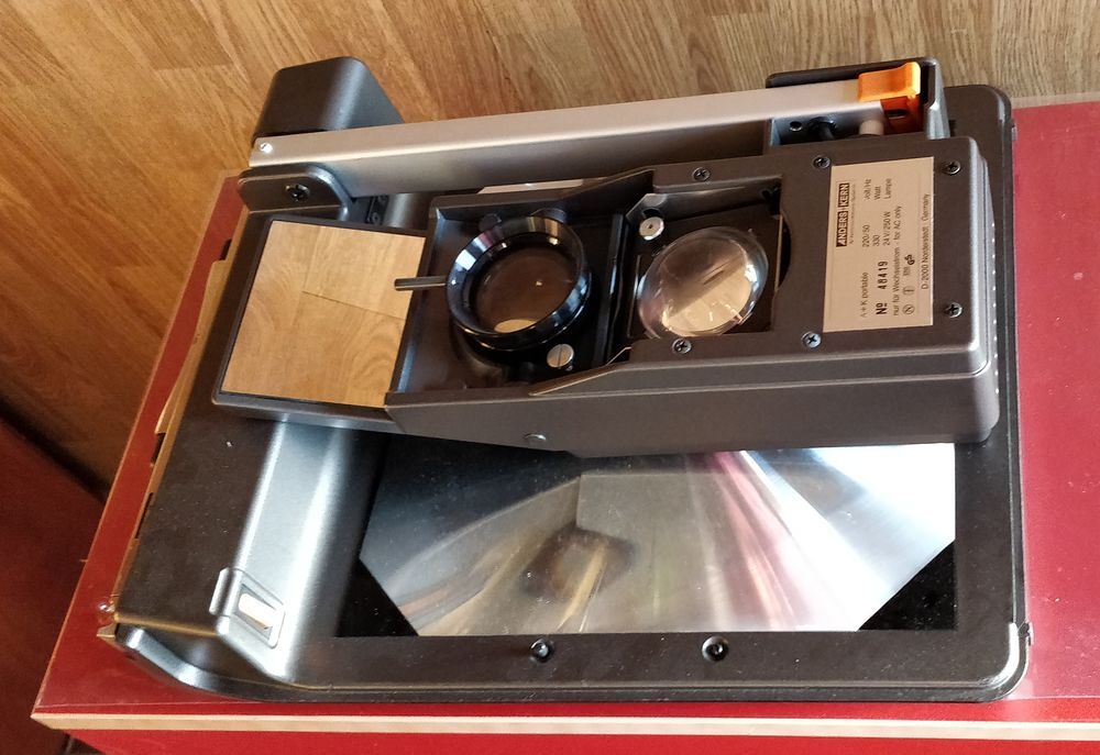 R&eacute;troprojecteur Photos/Video/TV