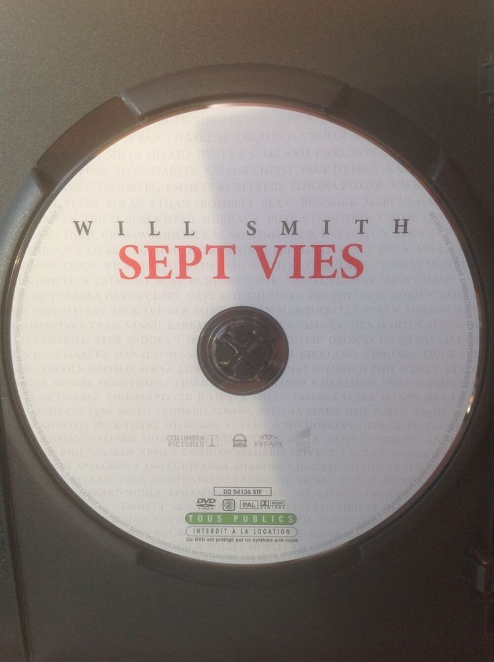 SEPT VIES DVD &Eacute;TAT NEUF Envoi Possible
DVD et blu-ray